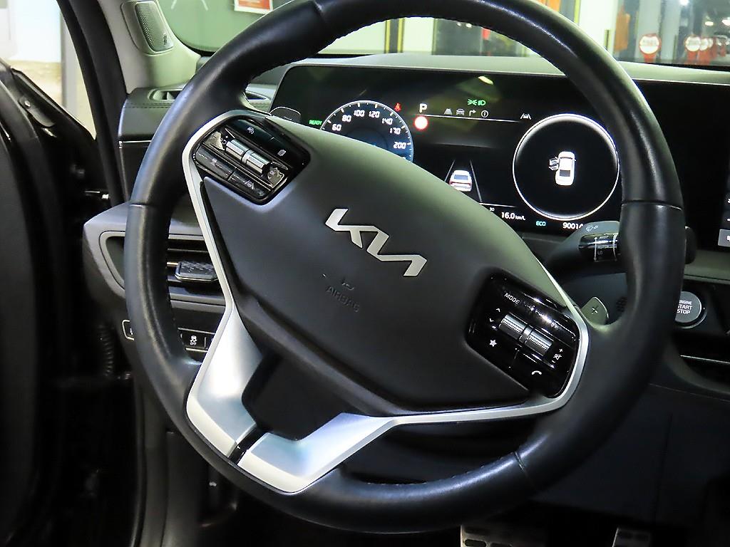 KIA K8 - Vista 8