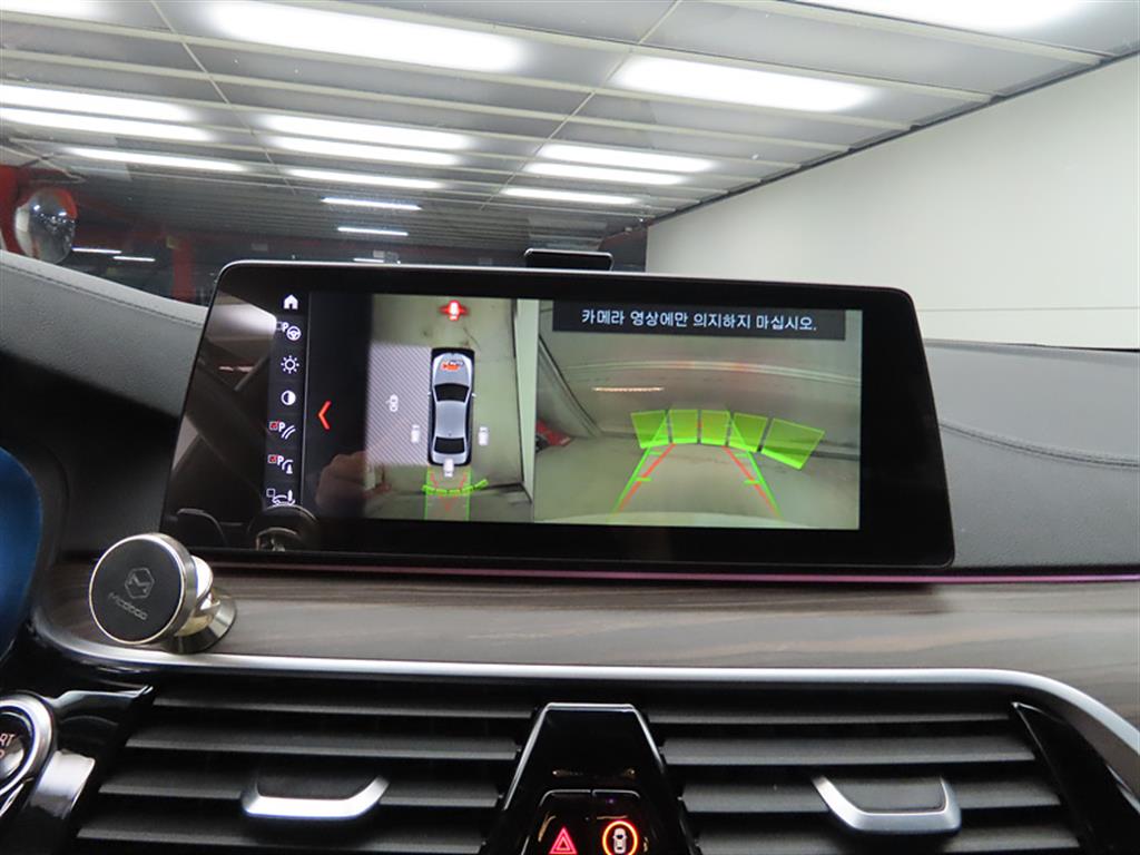 BMW 5 Series - Vista 11