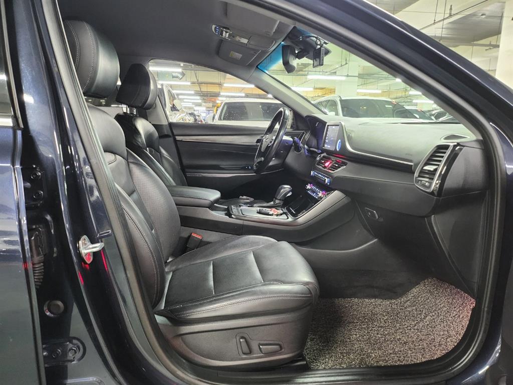 HYUNDAI Grandeur - Vista 11