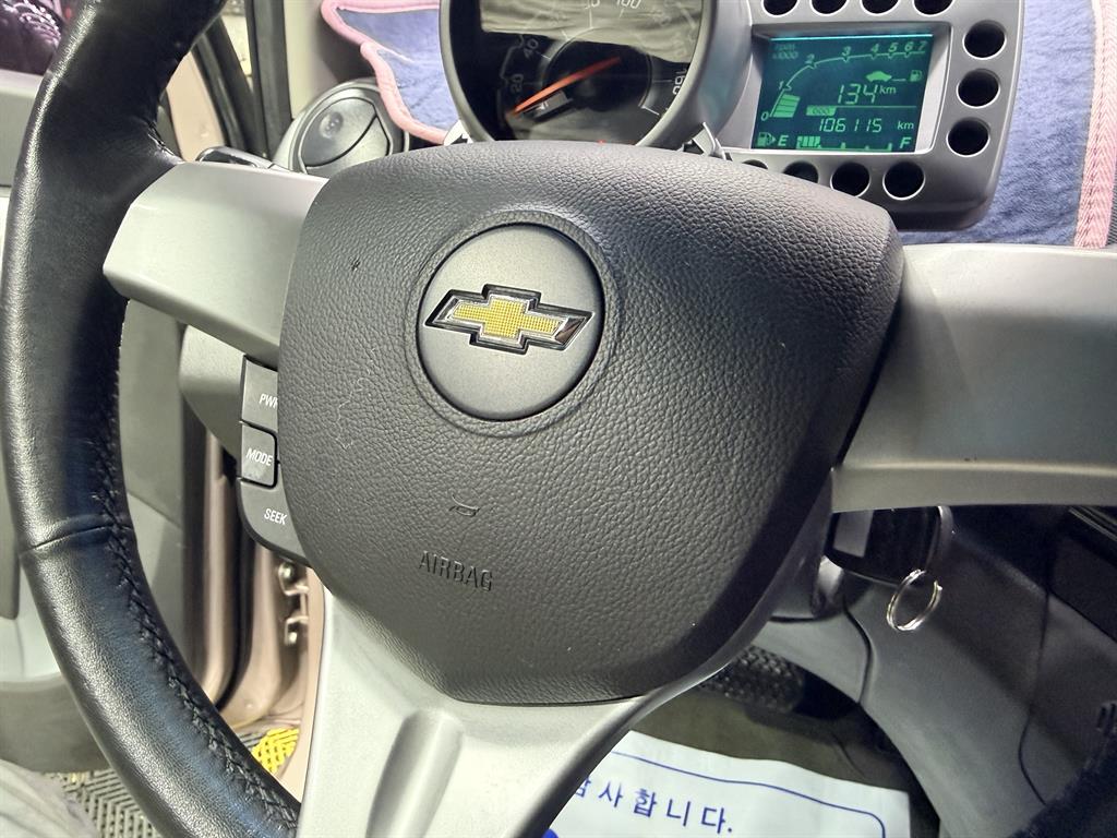 Chevrolet Spark - Vista 5