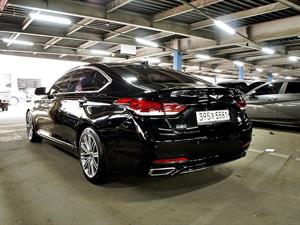 Genesis G80 - Vista 8