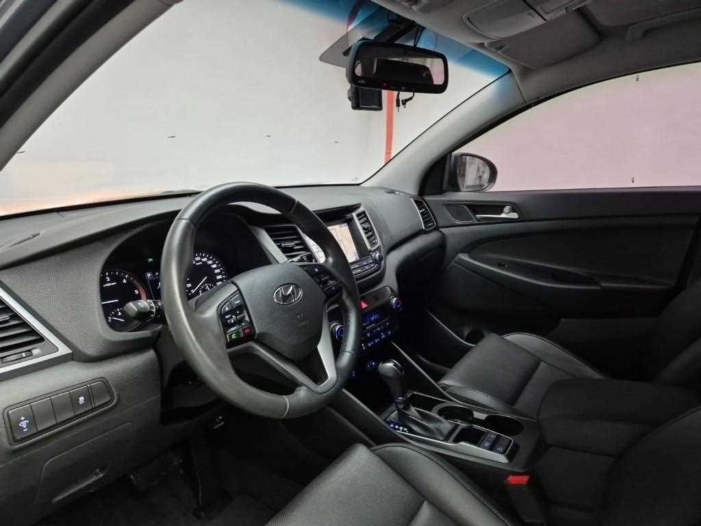 HYUNDAI Tucson - Vista 7