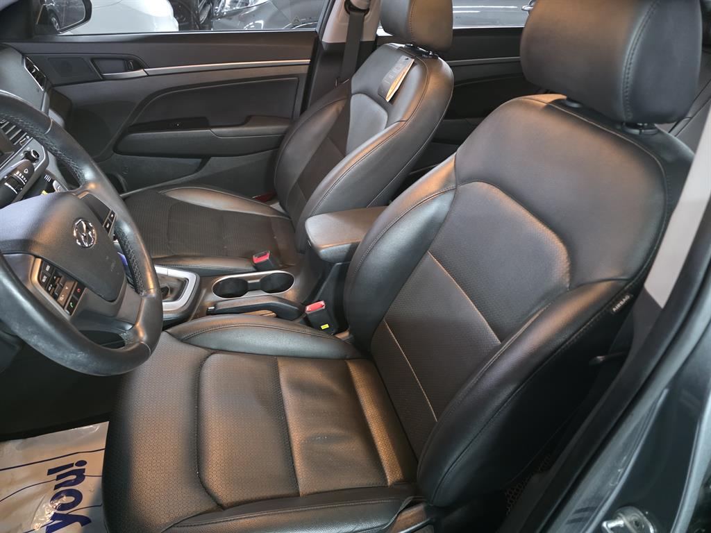HYUNDAI Avante - Vista 8