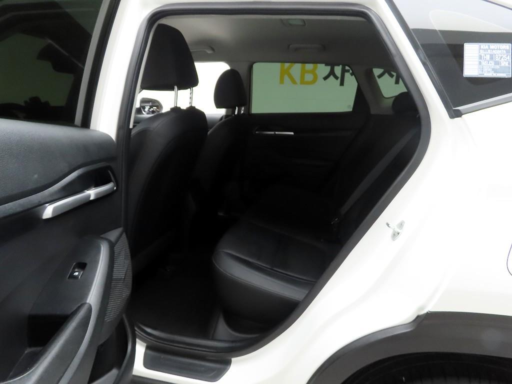 KIA Seltos 2021 - Importación desde Corea - HF Imports Iquique - Foto 16