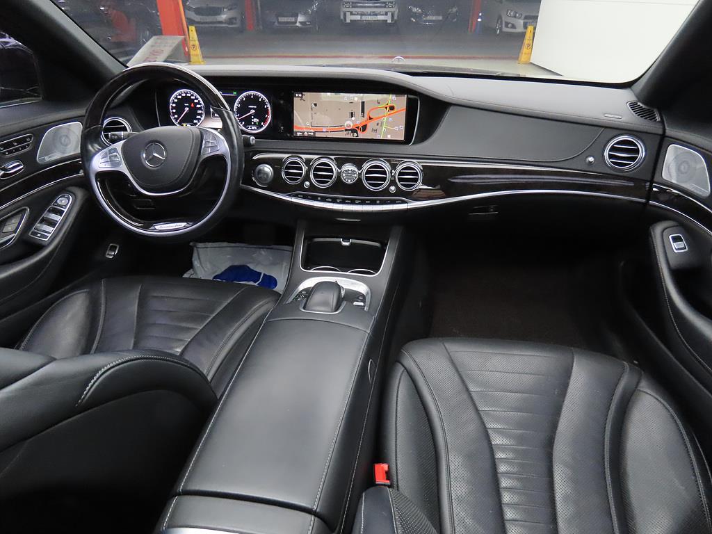 Mercedes Benz S Class - Vista 5