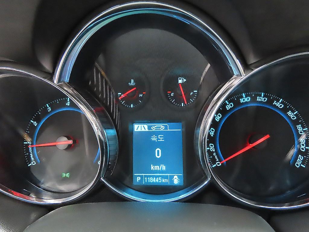 Chevrolet Cruise - Vista 11