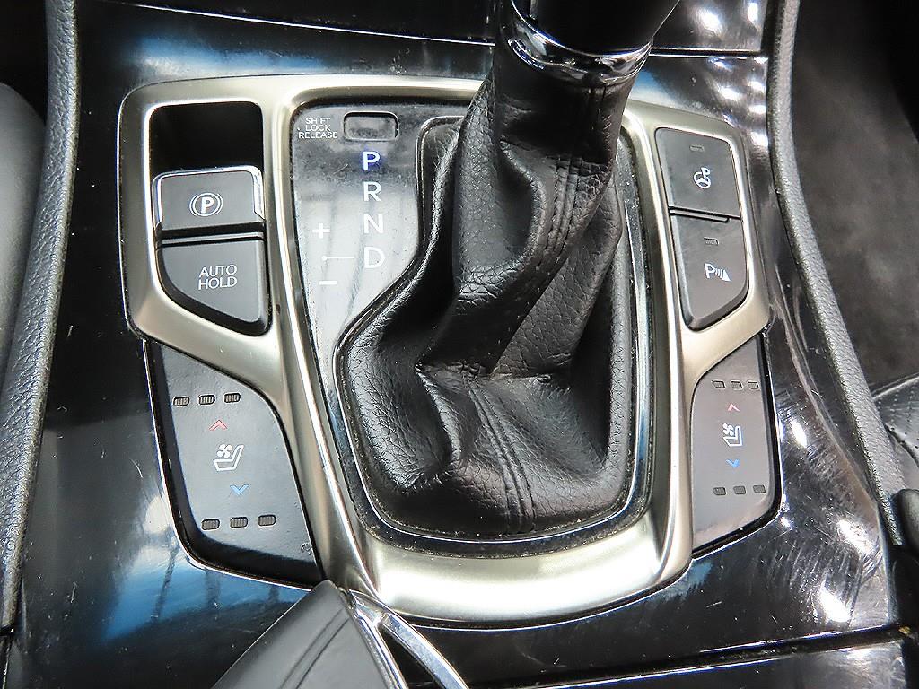 HYUNDAI Grandeur 2012 Gris - Importación desde Corea - HF Imports Iquique - Foto 18