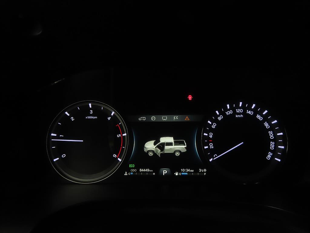 Ssangyong Rexton - Vista 9