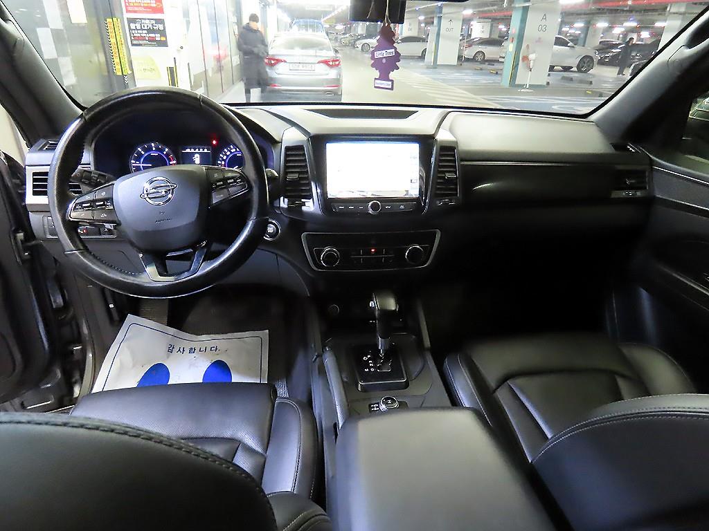 Ssangyong Rexton - Vista 10