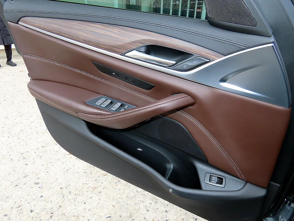 BMW 5 Series - Vista 12