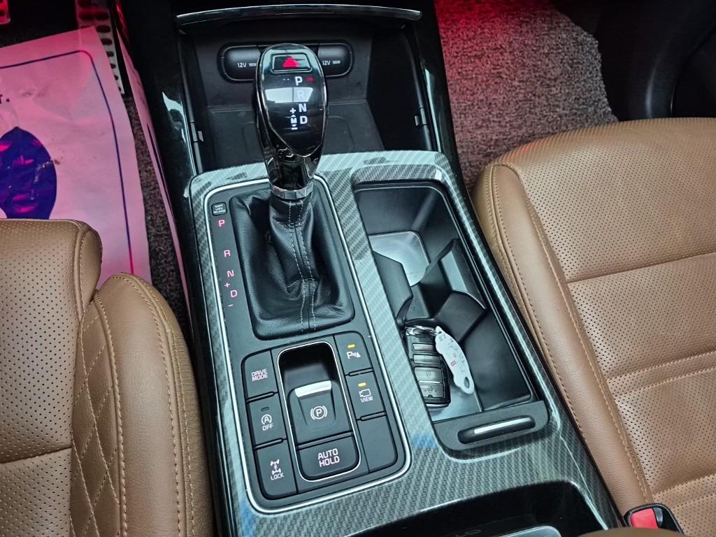 KIA Sorento - Vista 8