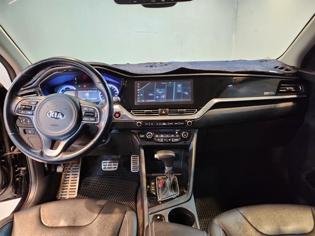 KIA Niro - Vista 9