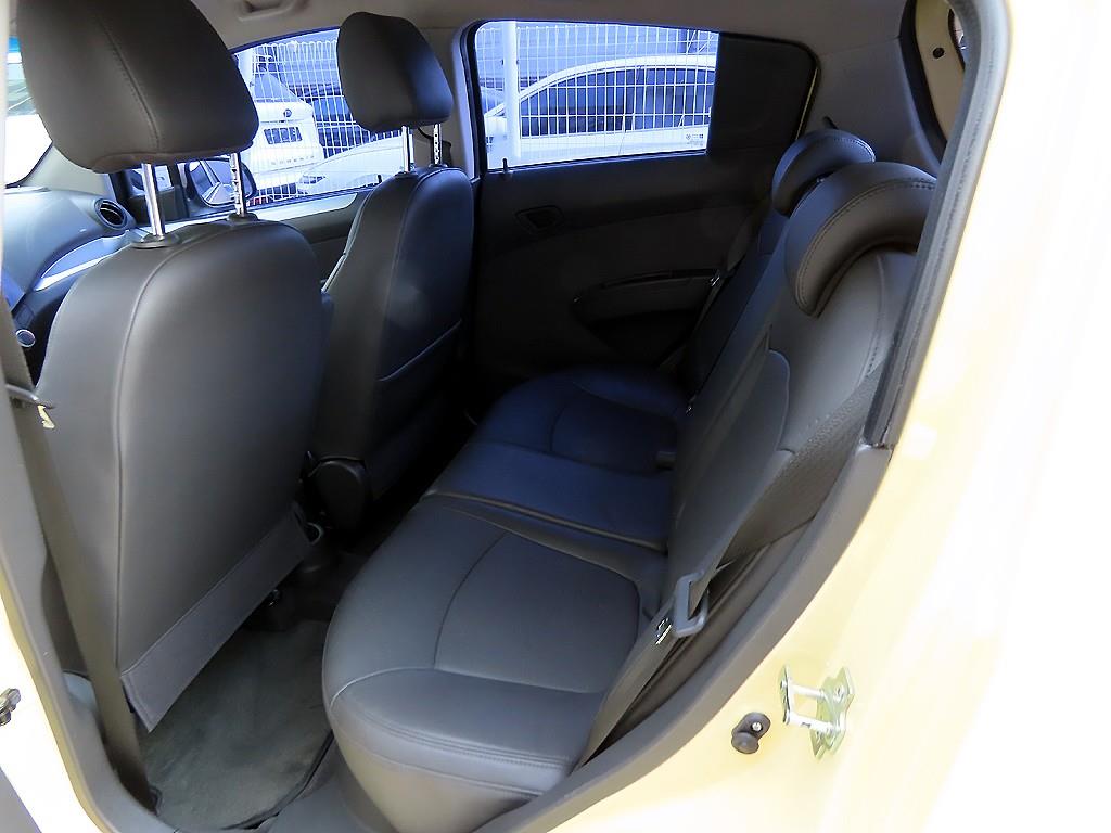 Chevrolet Spark - Vista 6