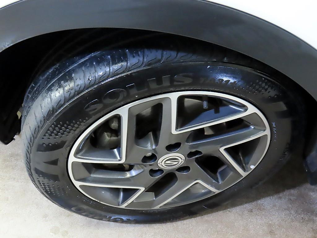 Ssangyong Tivoli 2022 Blanco - Importación desde Corea - HF Imports Iquique - Foto 18