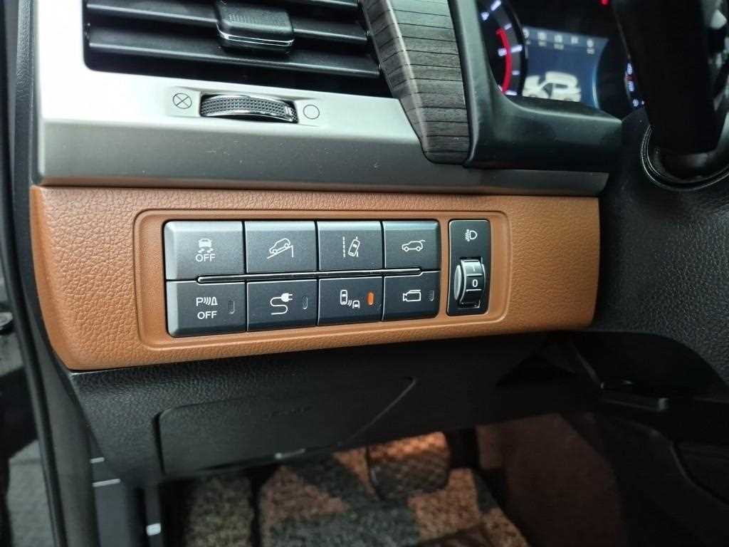 Ssangyong Rexton 2018 Negro - Importación desde Corea - HF Imports Iquique - Foto 18