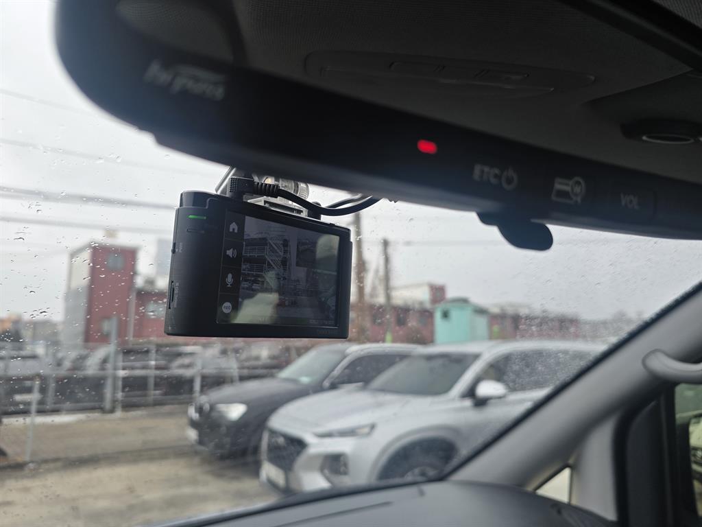 HYUNDAI Starex - Vista 8