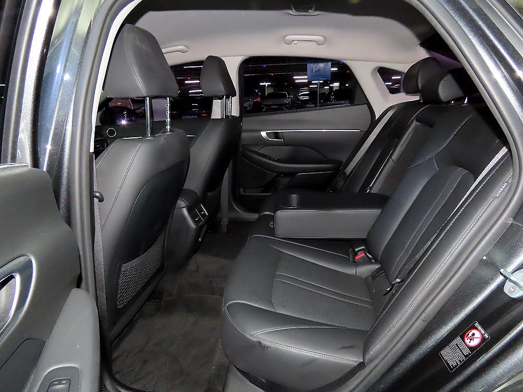 HYUNDAI Sonata - Vista 6