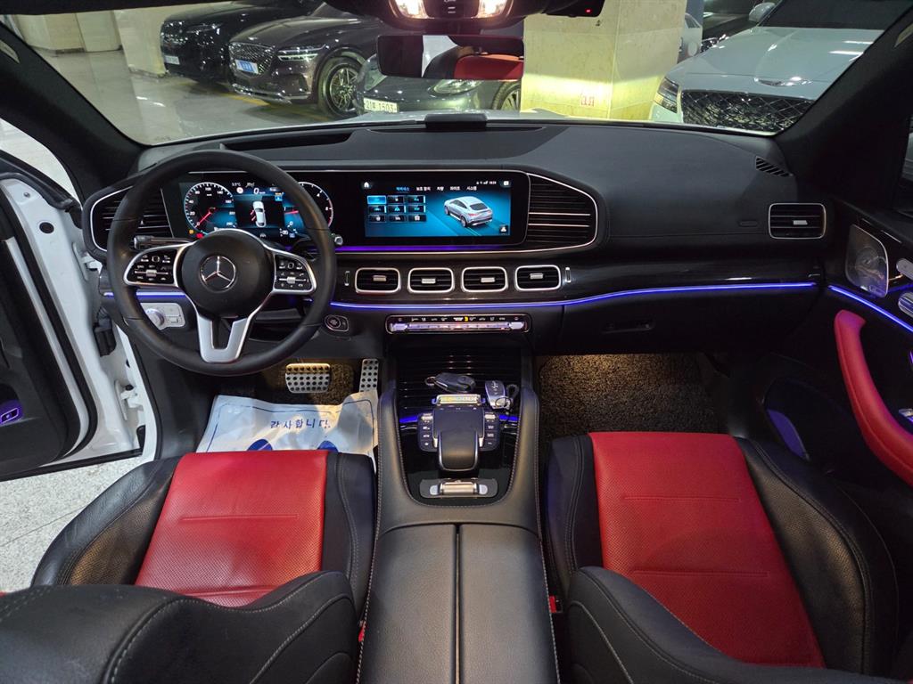 Mercedes Benz GLE Class - Vista 8