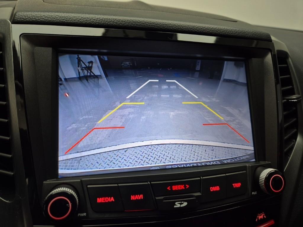 Ssangyong Tivoli 2018 Blanco - Importación desde Corea - HF Imports Iquique - Foto 15