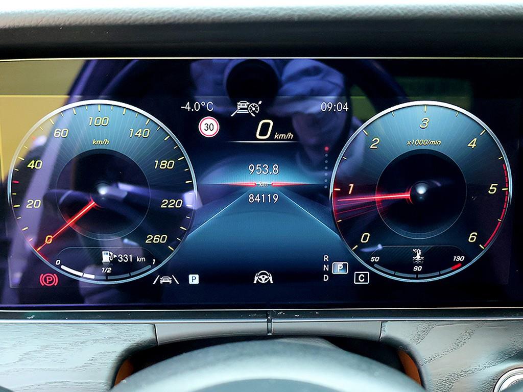 Mercedes Benz E class - Vista 11