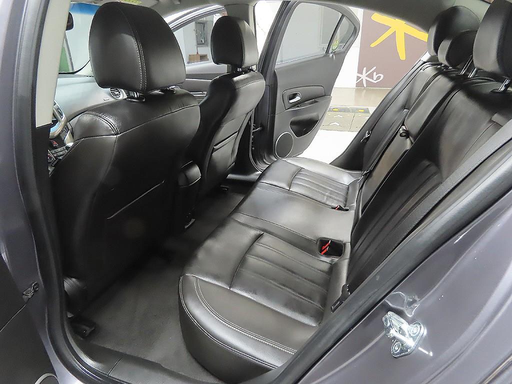 Chevrolet Cruise 2013 Gris - Importación desde Corea - HF Imports Iquique - Foto 8