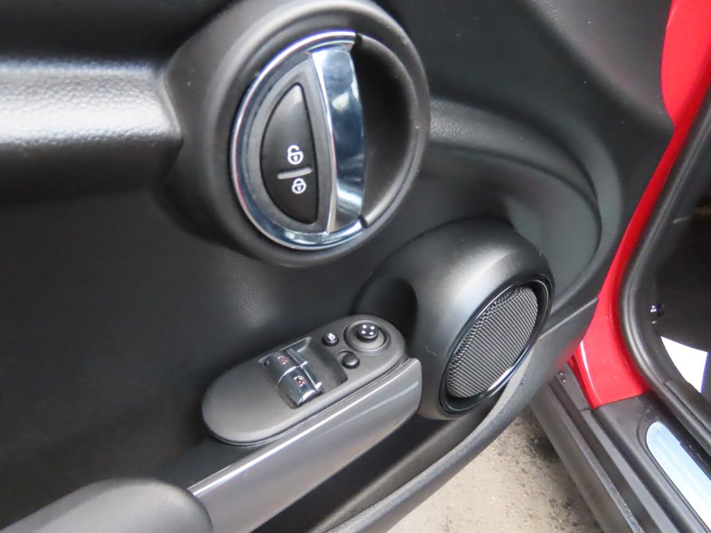 Mini Cooper - Vista 11