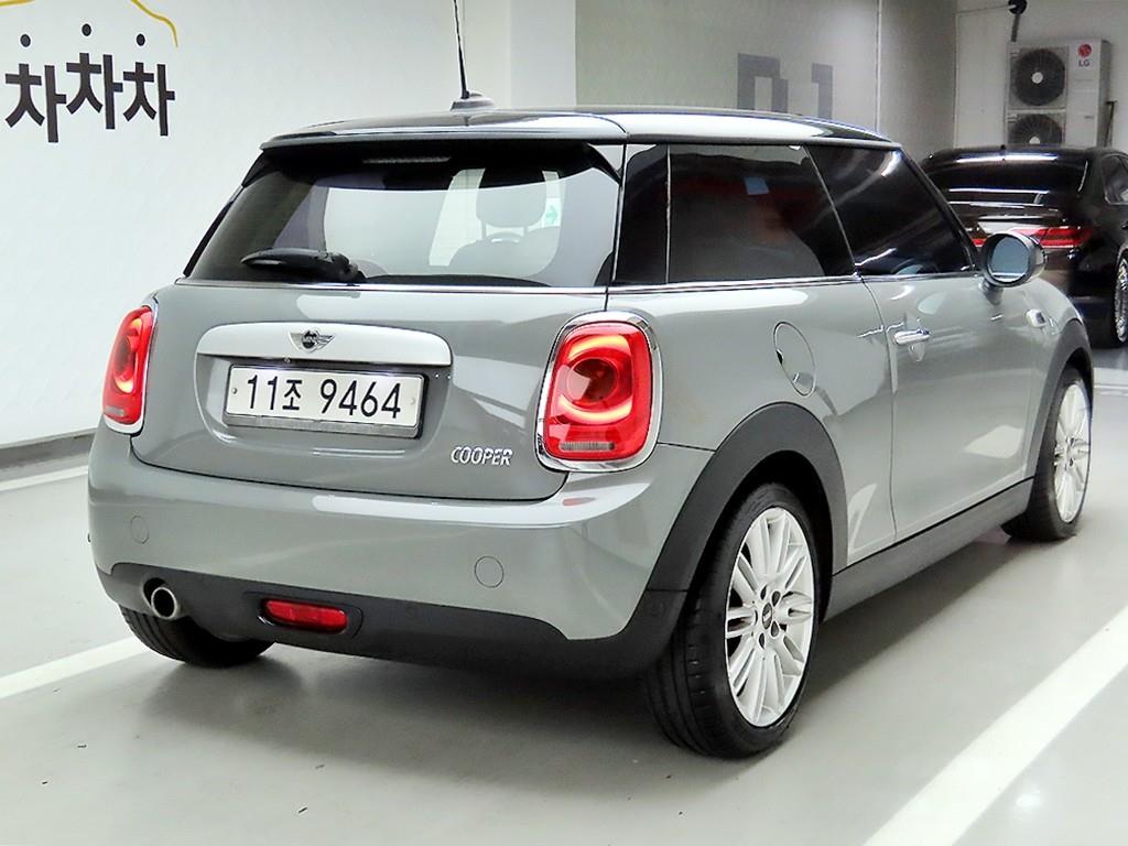 Mini Cooper - Vista 4