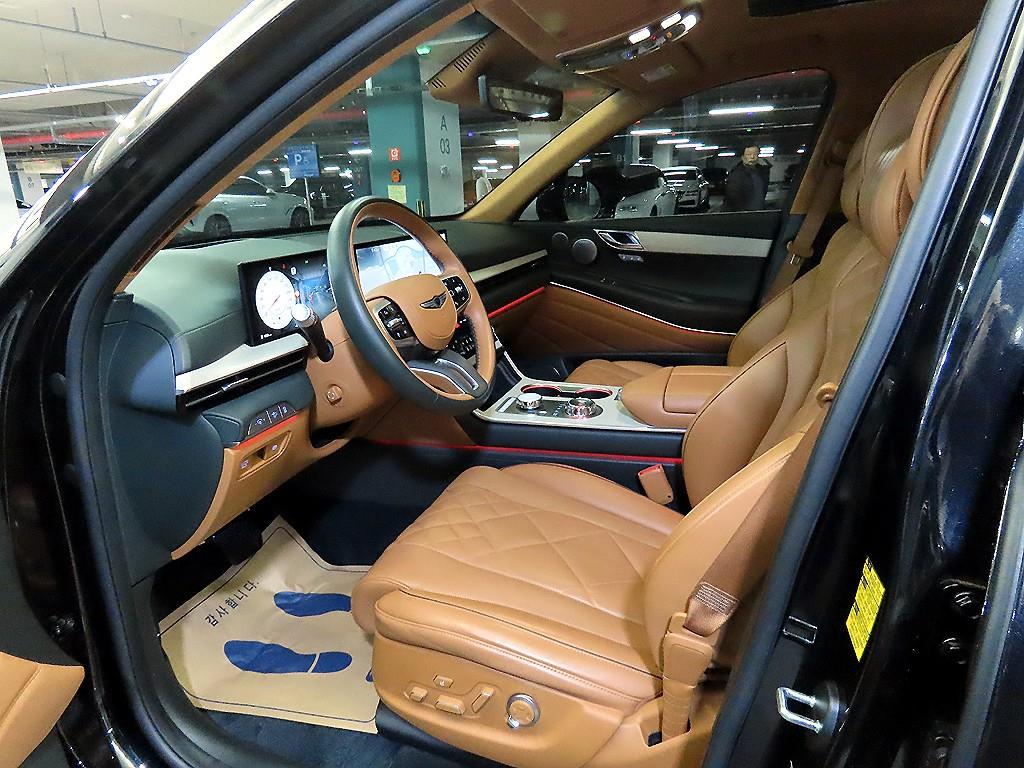 Genesis GV80 - Vista 6