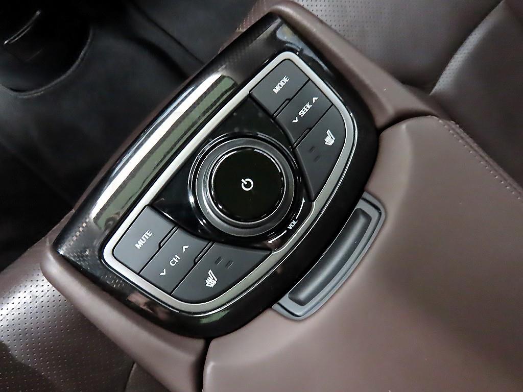 HYUNDAI Grandeur - Vista 12