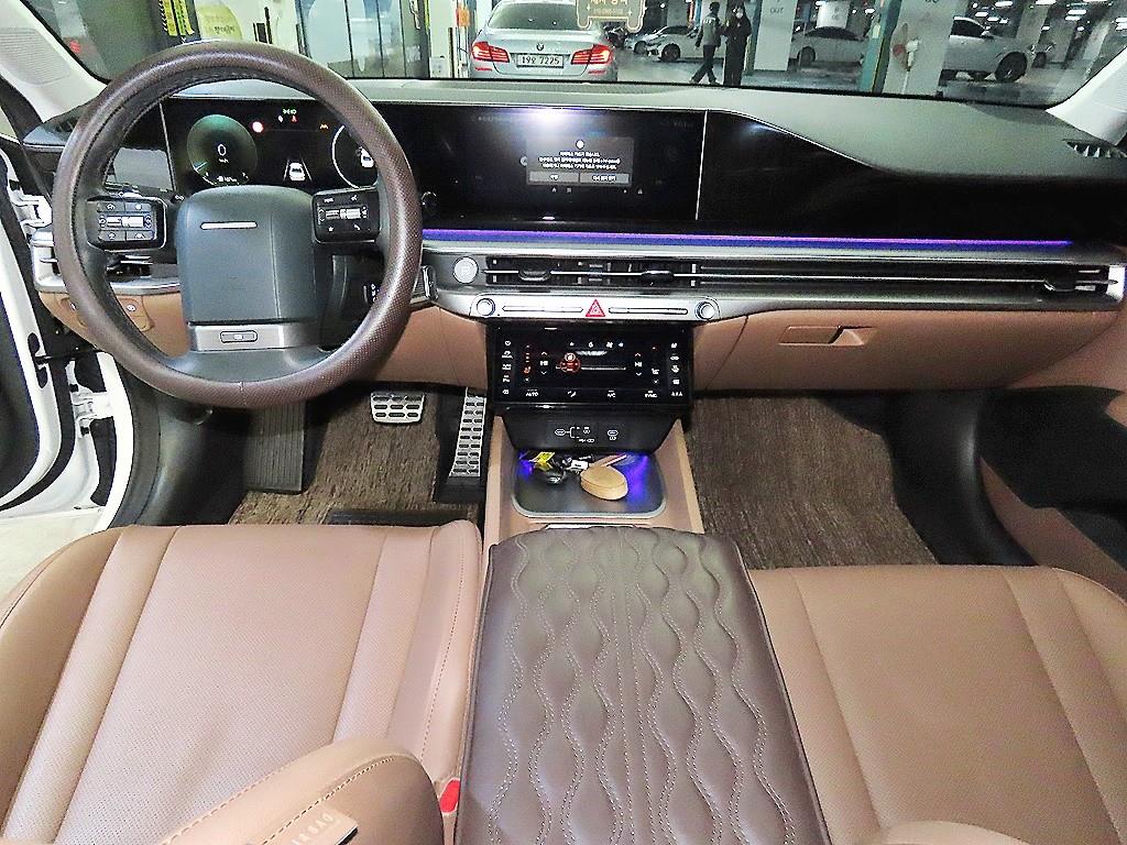 HYUNDAI Grandeur - Vista 10