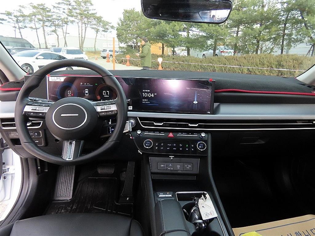 HYUNDAI Sonata - Vista 7