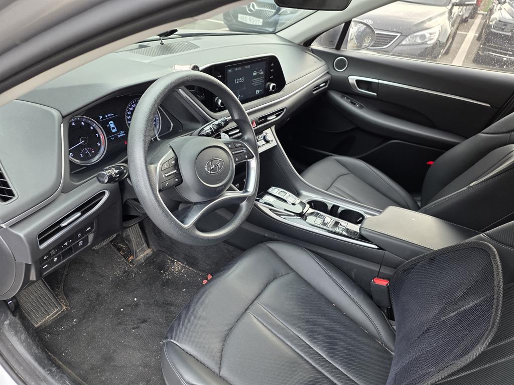 HYUNDAI Sonata - Vista 6