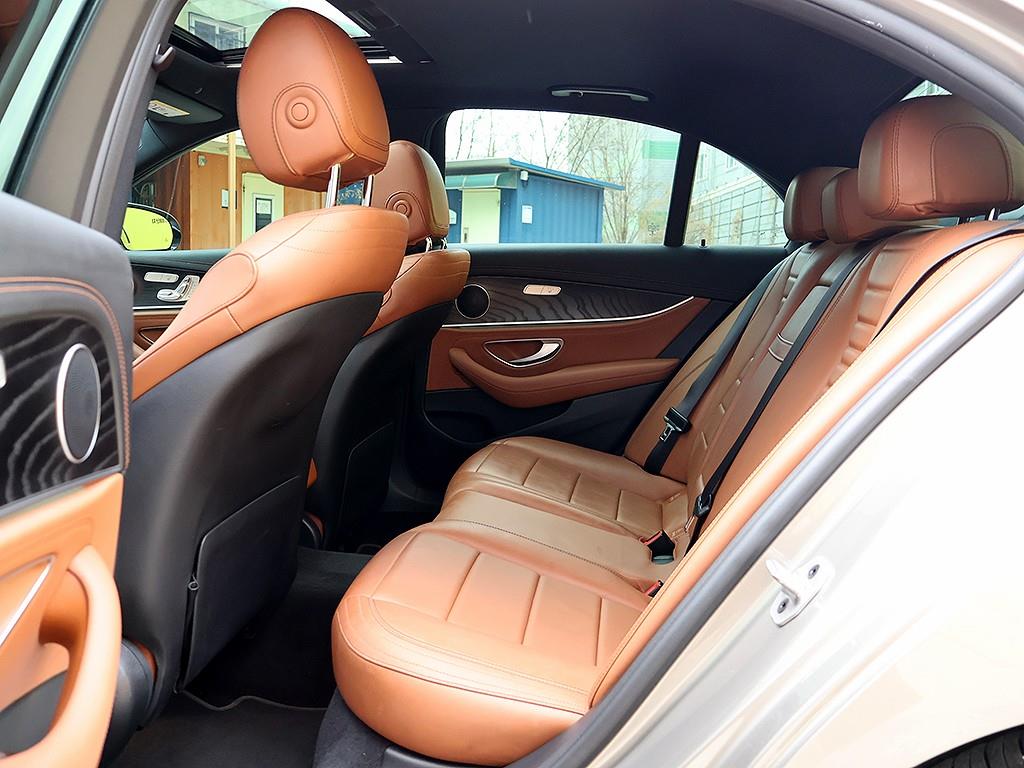 Mercedes Benz E class 2021 Gris - Importación desde Corea - HF Imports Iquique - Foto 11