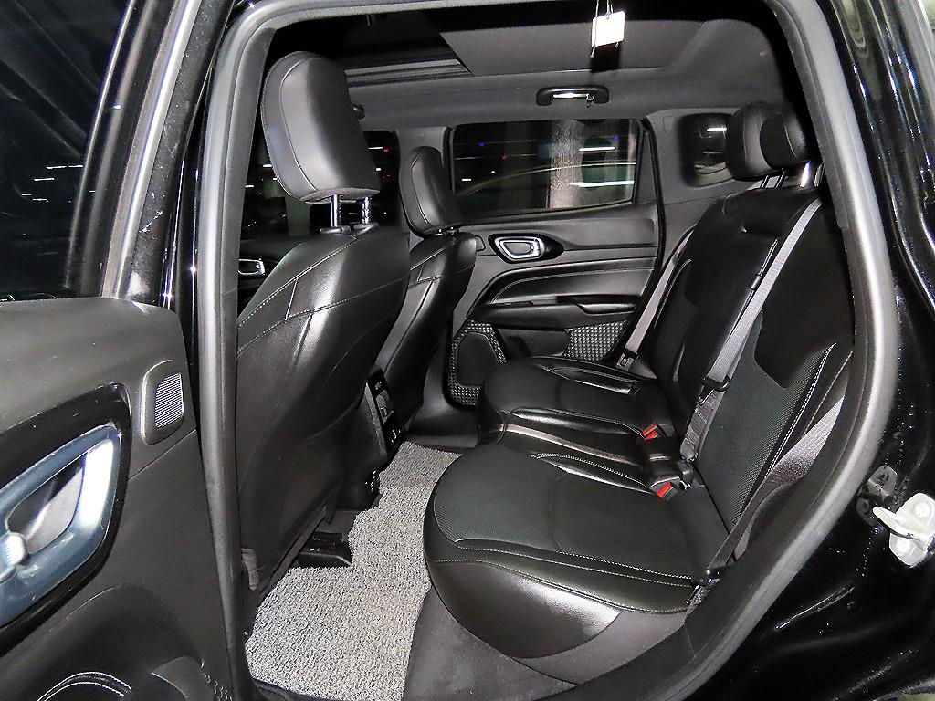 Jeep Compass - Vista 7