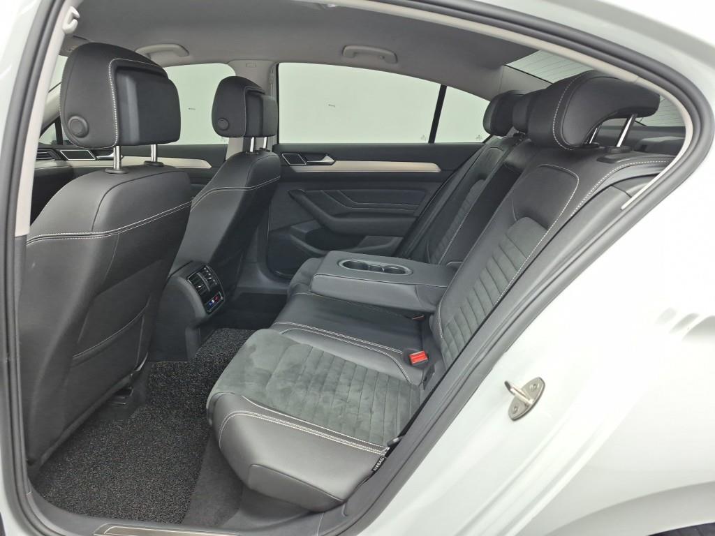 Volkswagen Passat - Vista 12