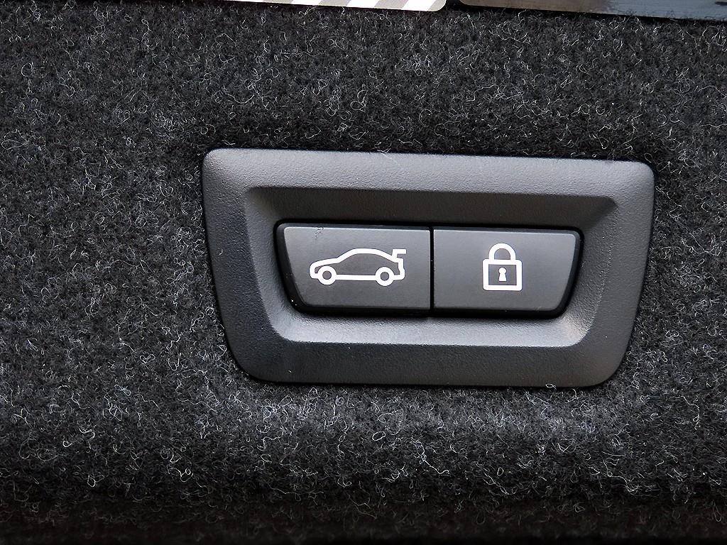 BMW 5 Series 2019 Gris - Importación desde Corea - HF Imports Iquique - Foto 17