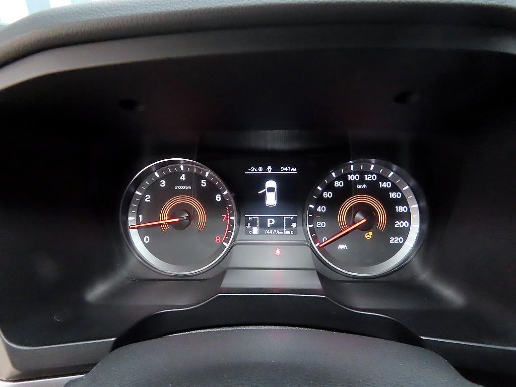 Ssangyong Korando - Vista 9