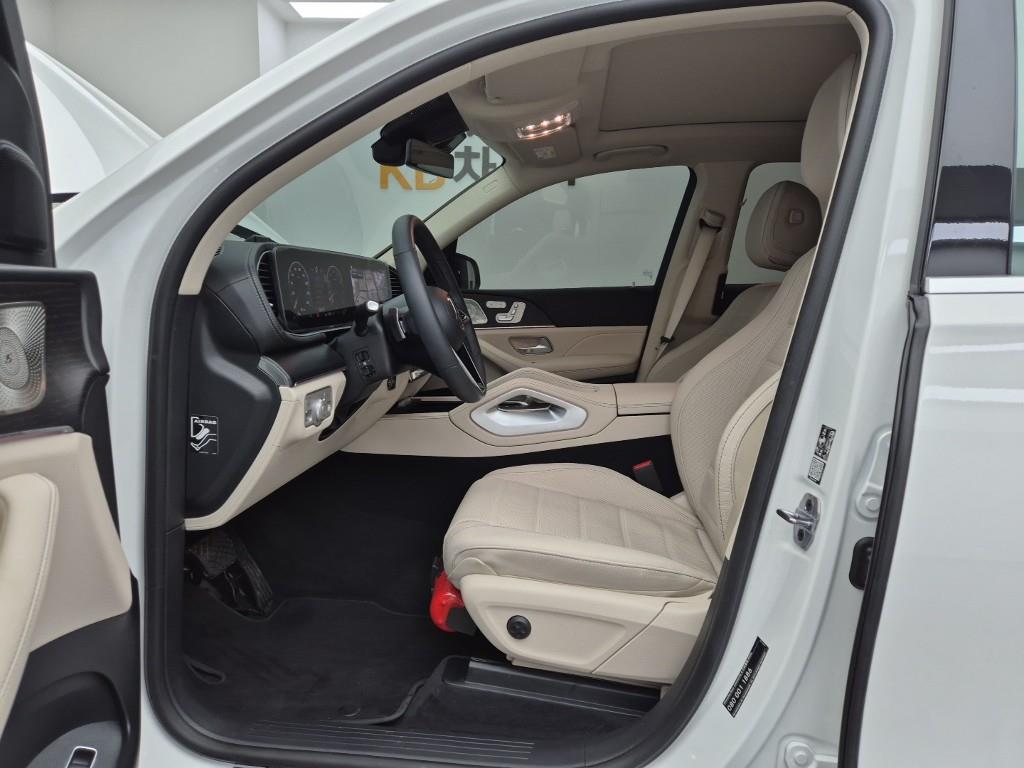 Mercedes Benz GLE Class - Vista 11