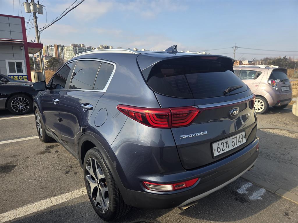 KIA Sportage - Vista 3