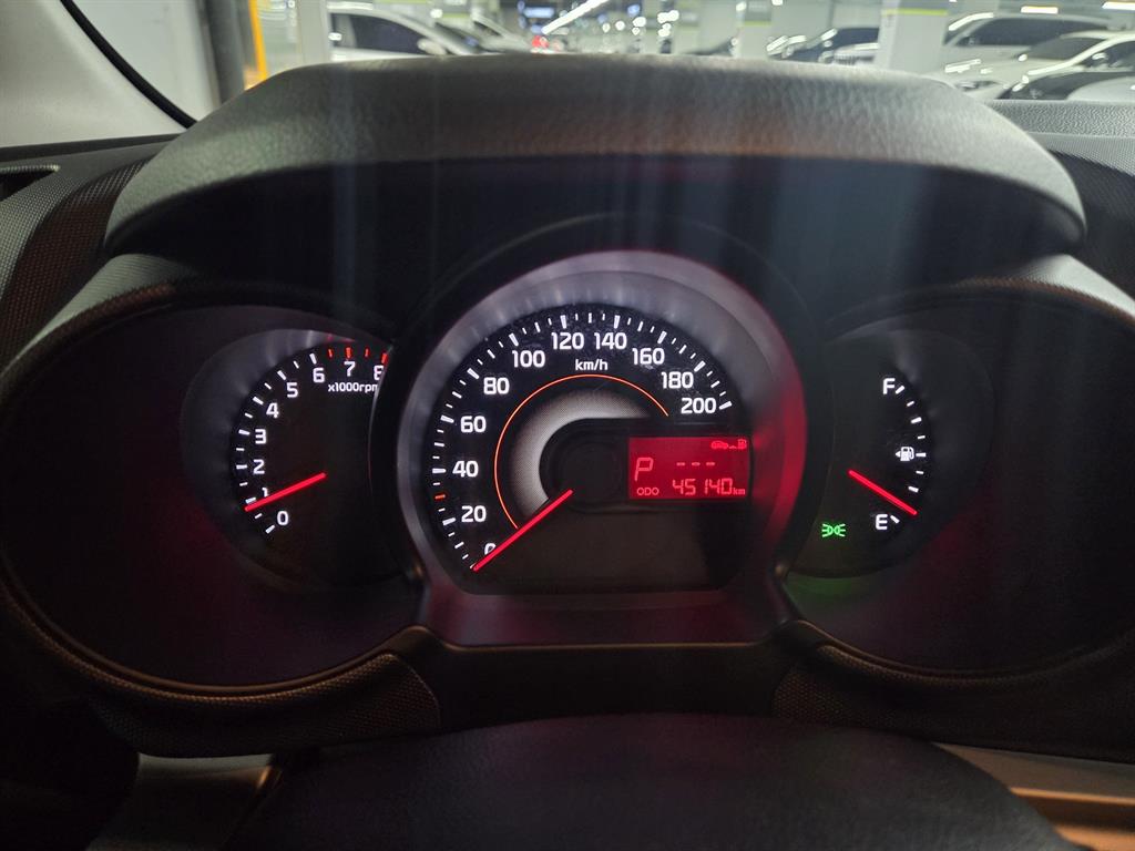 KIA Ray 2018 the color of pearl - Importación desde Corea - HF Imports Iquique - Foto 14