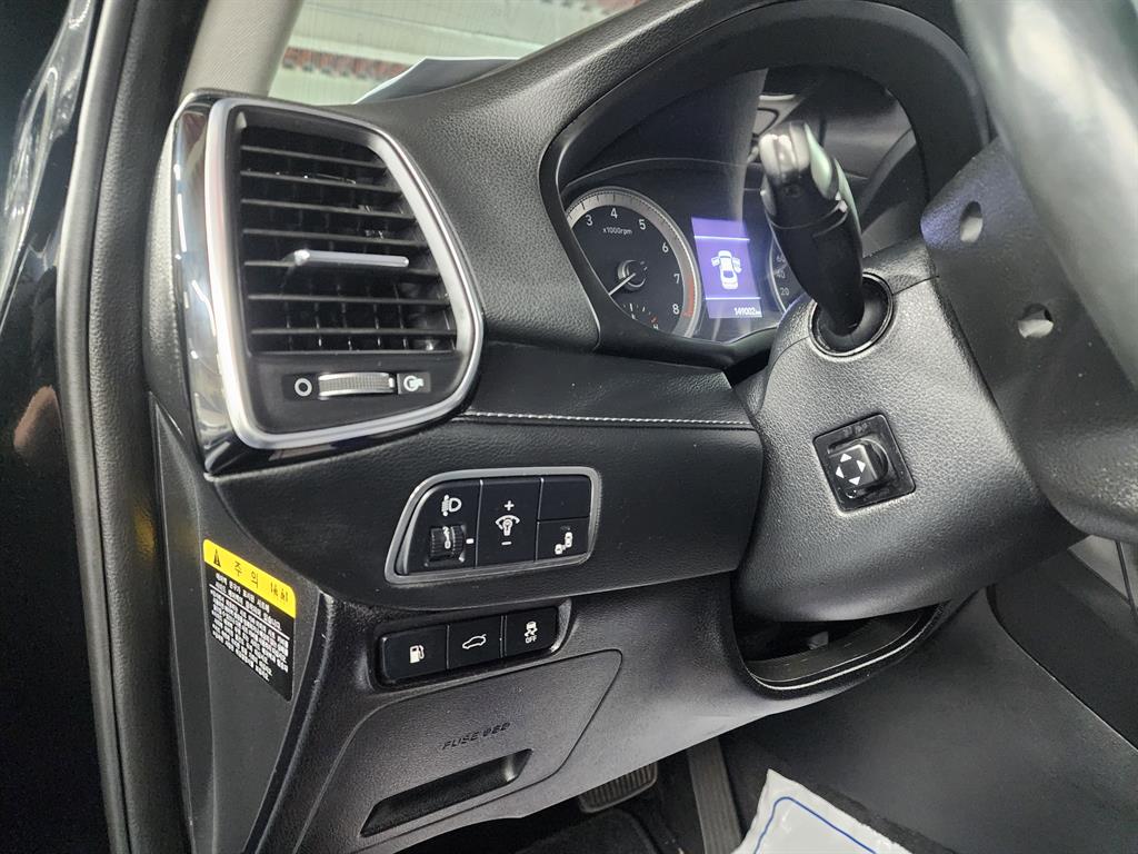 HYUNDAI Grandeur - Vista 12