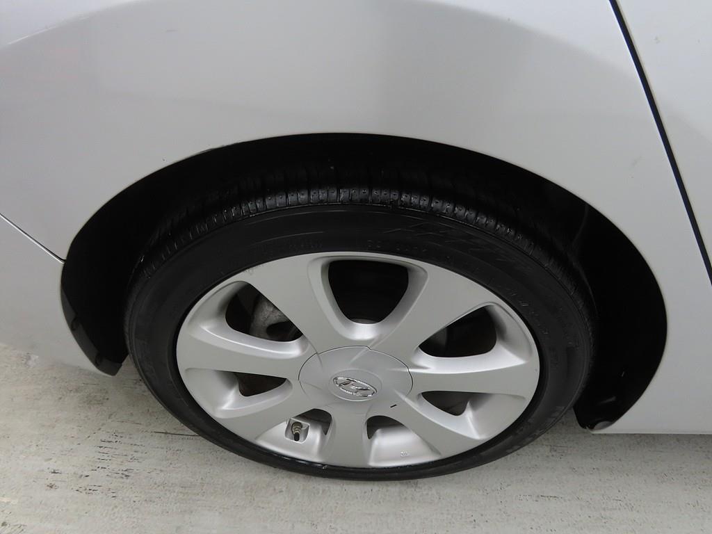 HYUNDAI Avante 2012 Plateado - Importación desde Corea - HF Imports Iquique - Foto 20