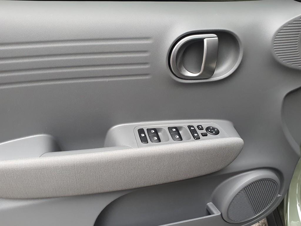 HYUNDAI Casper - Vista 12