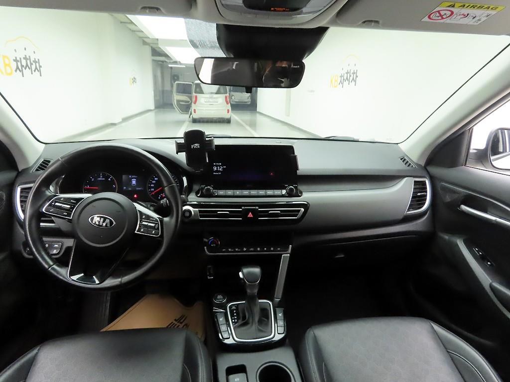 KIA Seltos - Vista 7