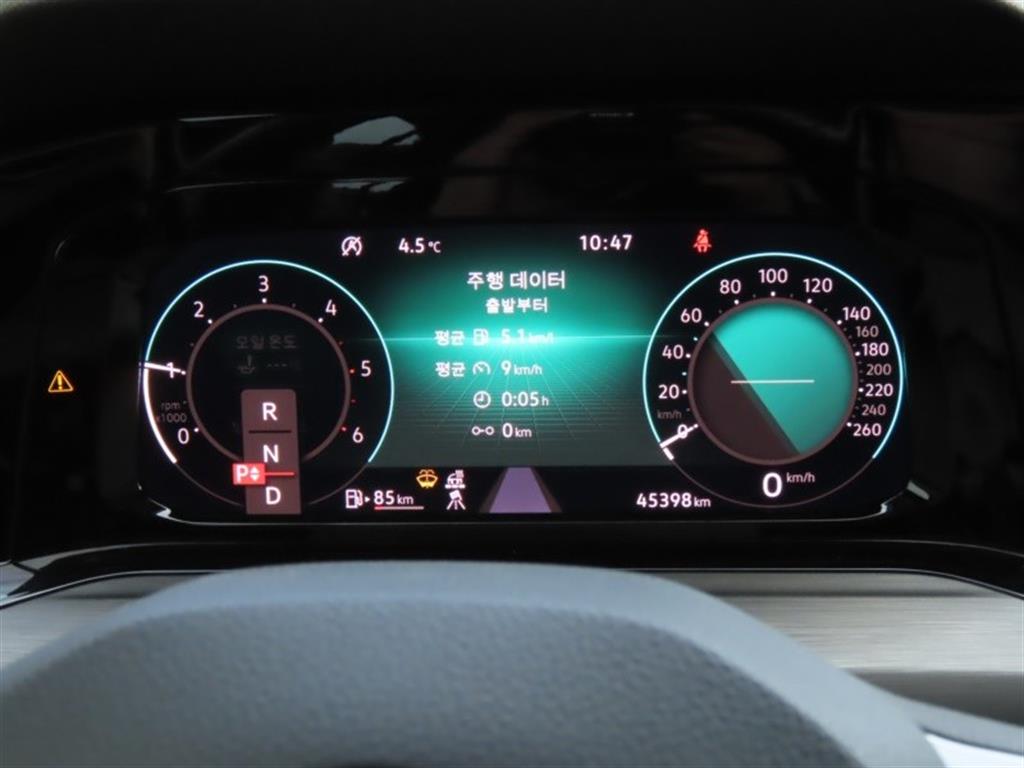 Volkswagen Golf - Vista 9