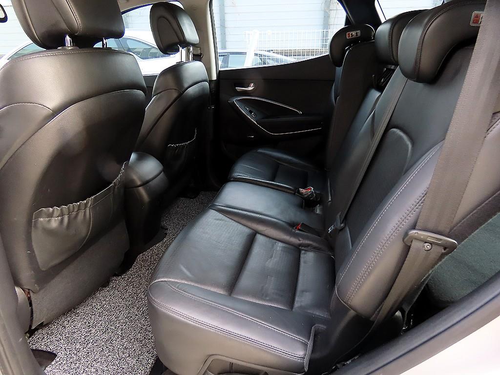 HYUNDAI Santa Fe - Vista 6