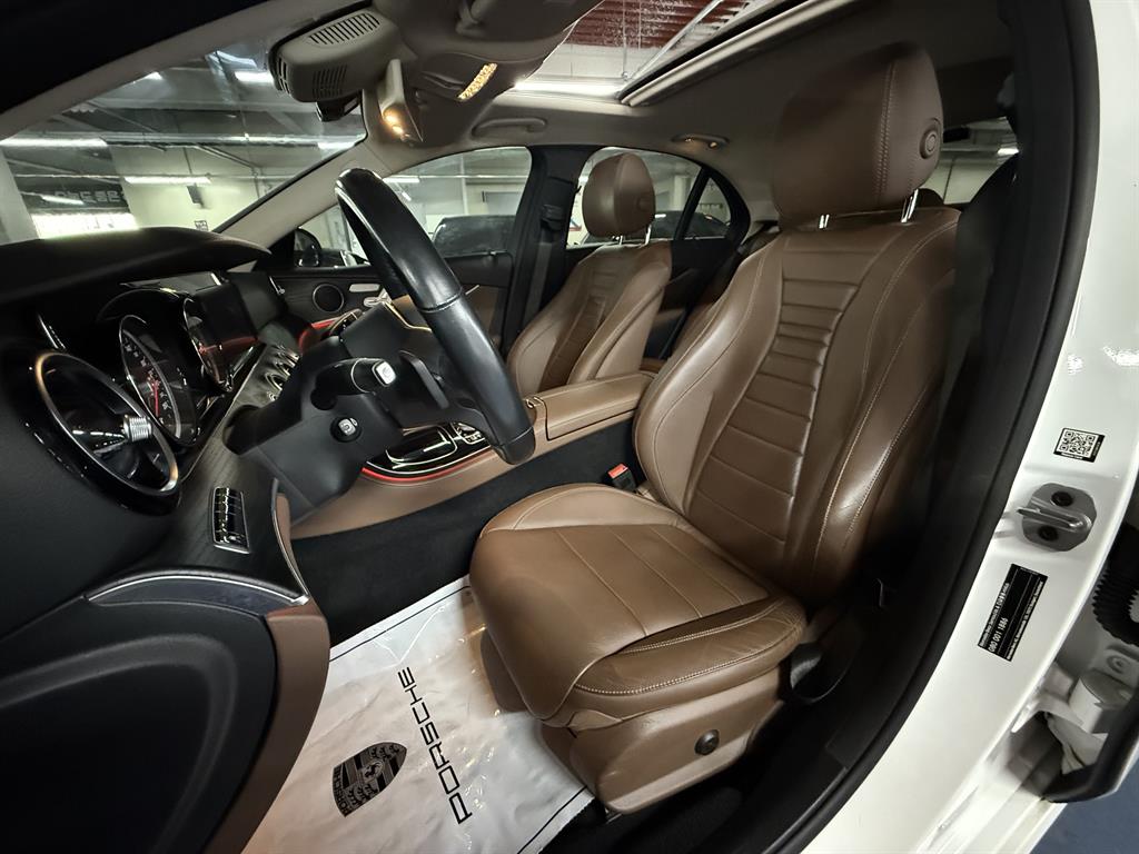 Mercedes Benz E class - Vista 7