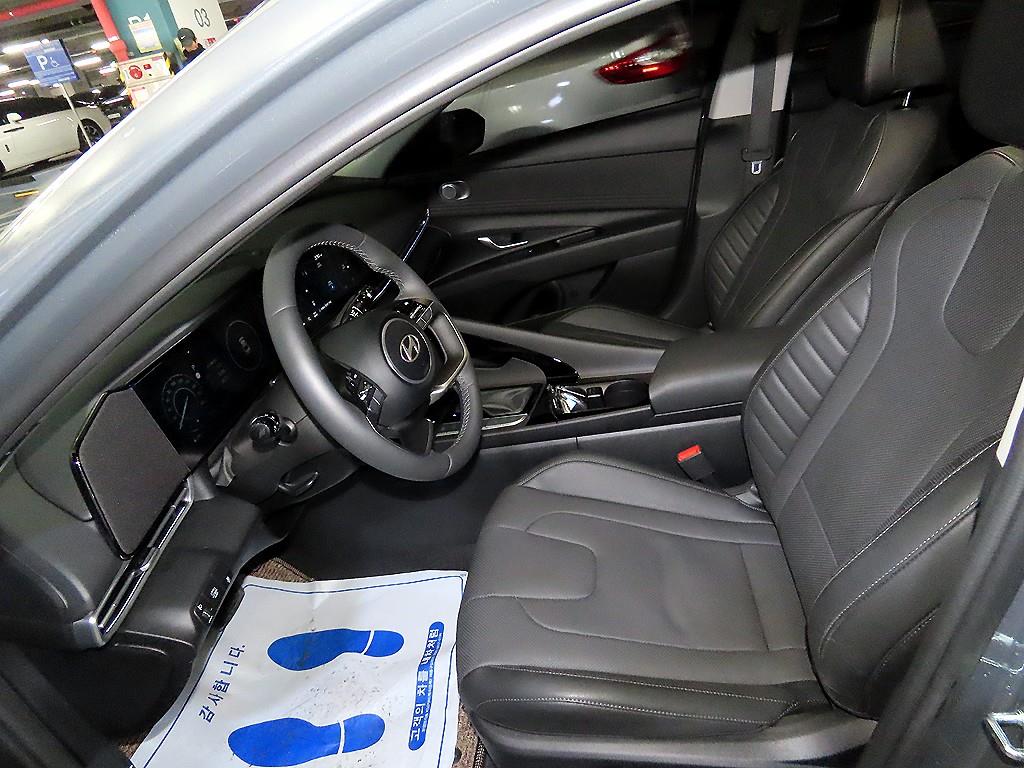 HYUNDAI Avante - Vista 6