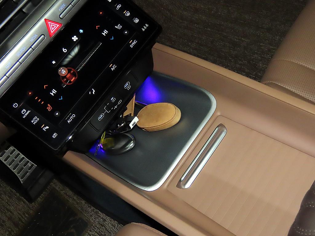 HYUNDAI Grandeur 2023 Blanco - Importación desde Corea - HF Imports Iquique - Foto 13