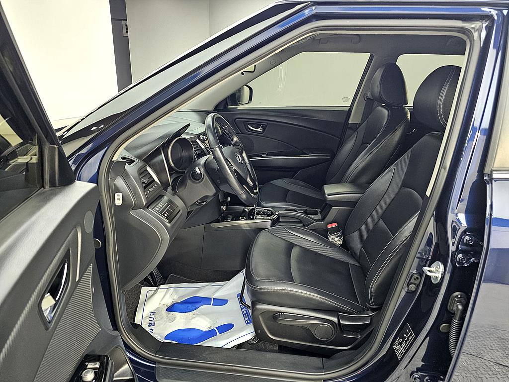 Ssangyong Tivoli - Vista 7